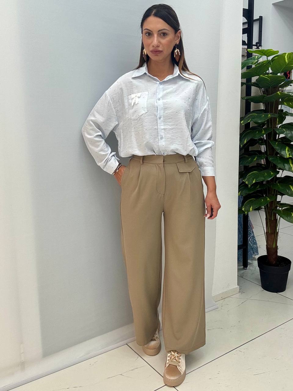 photo_5872773736514571408_y